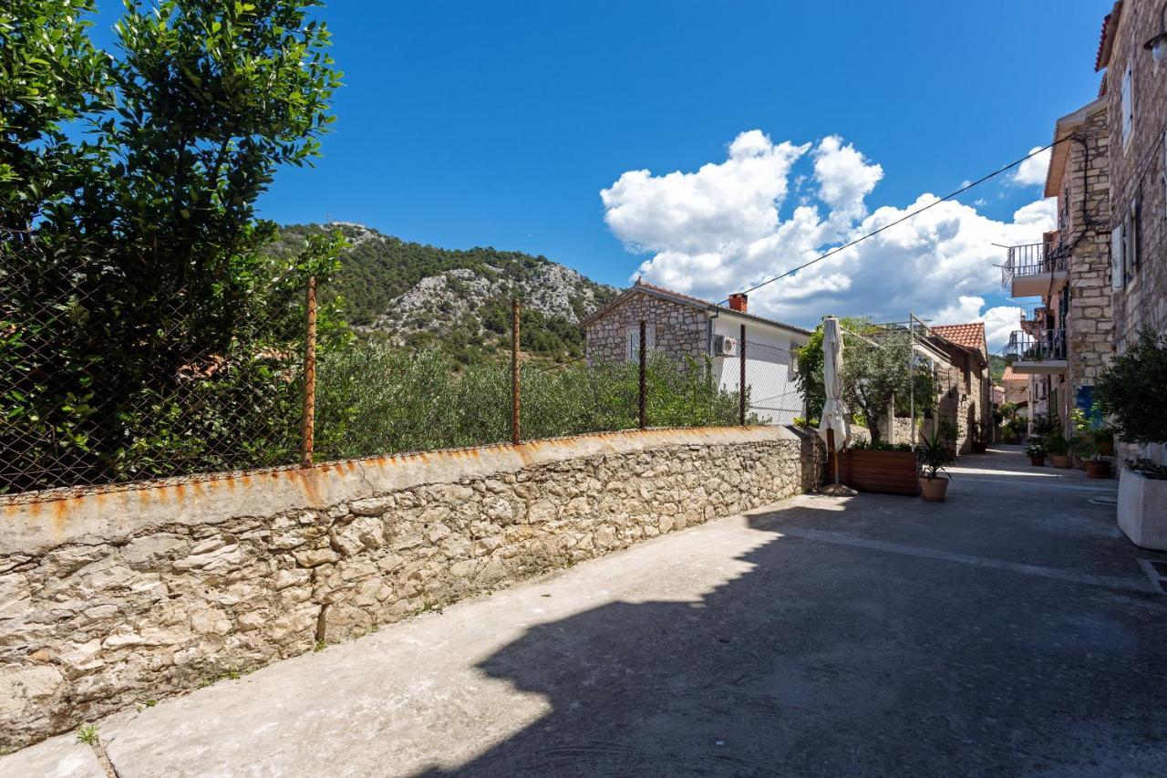 Apartment And Studios Happy Place Hvar Town Zewnętrze zdjęcie