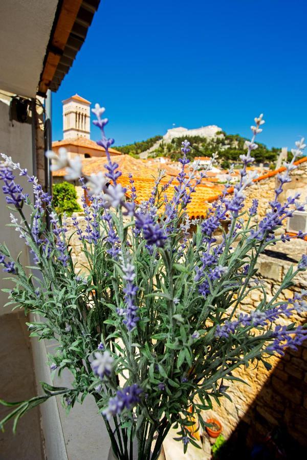 Apartment And Studios Happy Place Hvar Town Zewnętrze zdjęcie