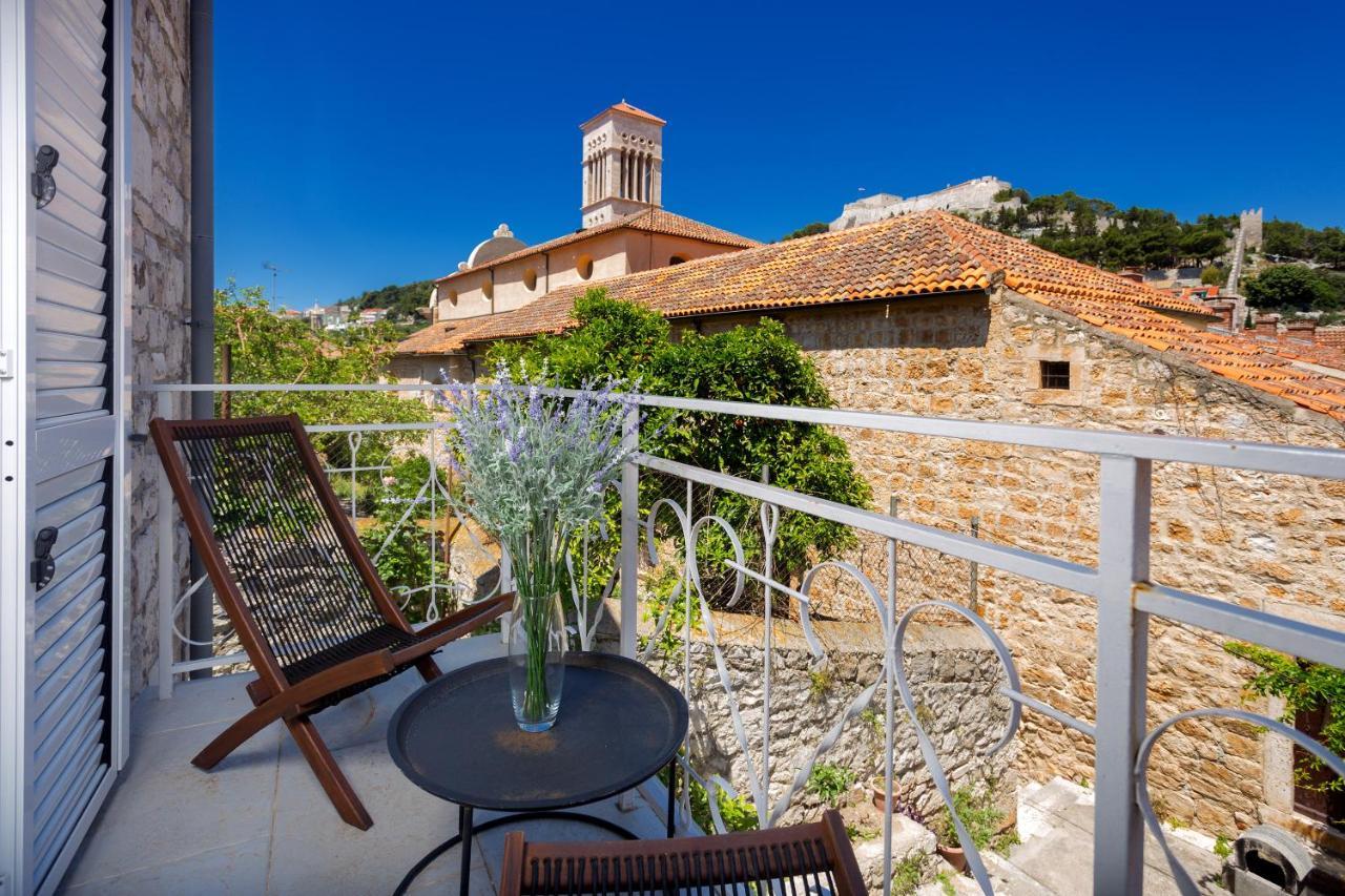 Apartment And Studios Happy Place Hvar Town Zewnętrze zdjęcie