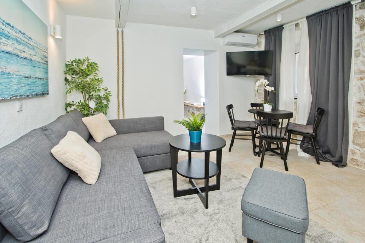 Apartment And Studios Happy Place Hvar Town Zewnętrze zdjęcie