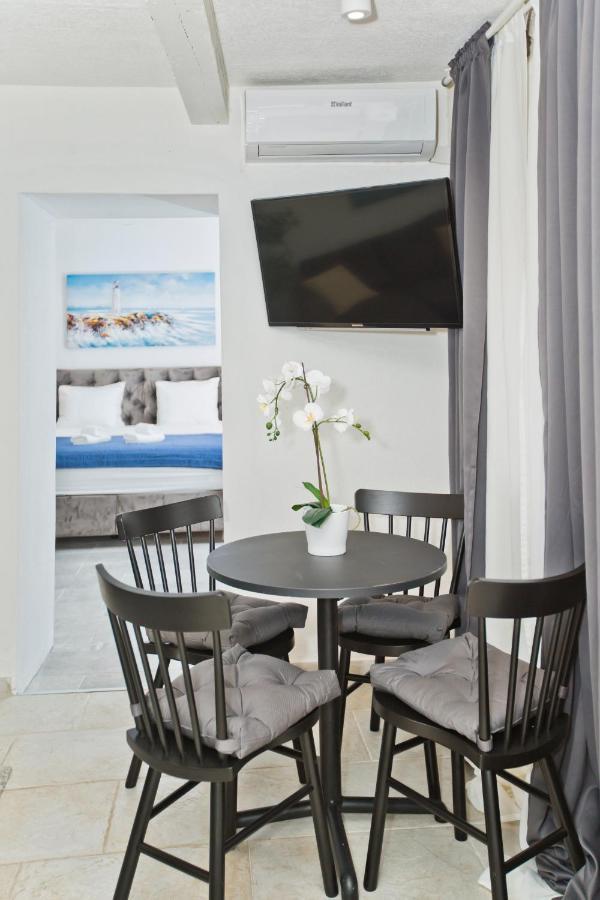 Apartment And Studios Happy Place Hvar Town Zewnętrze zdjęcie
