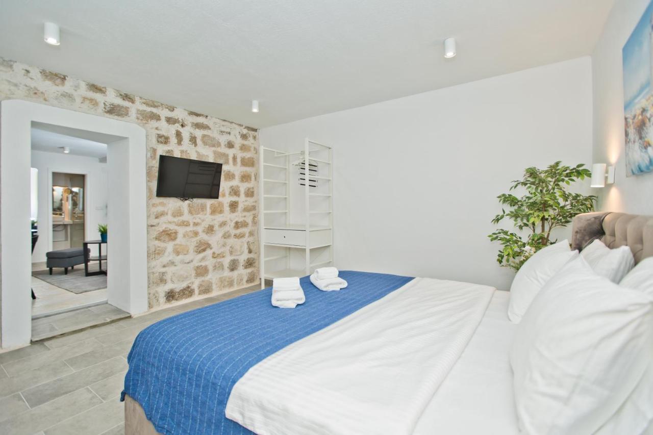 Apartment And Studios Happy Place Hvar Town Zewnętrze zdjęcie